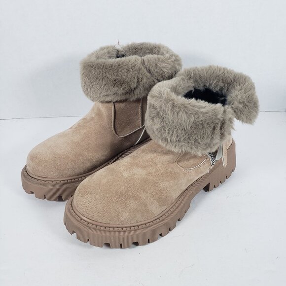 BOOTS NWOT WOMEN'S F & 8 FASHION CLASSICS FUR LINED TAN SIZE 7.5 - Picture 2 of 10